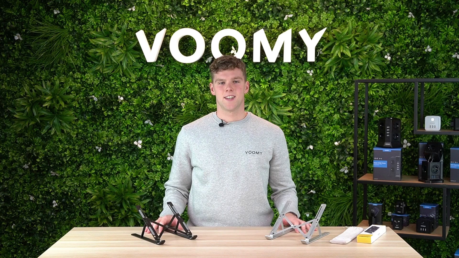 Laptop standaard video uitleg Voomy